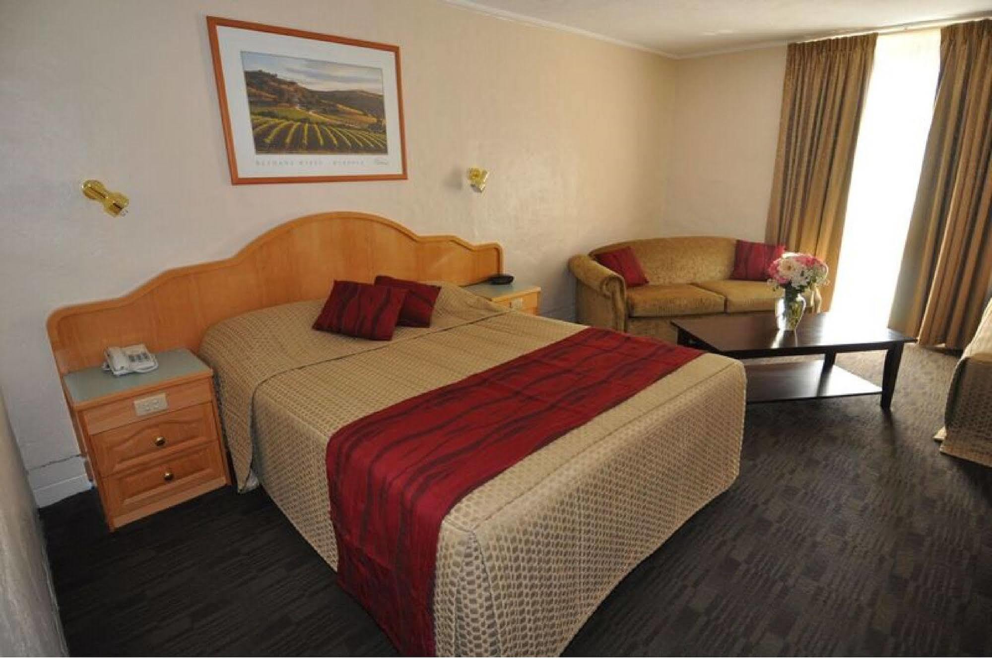 Barossa Weintal Hotel Тананда Екстериор снимка